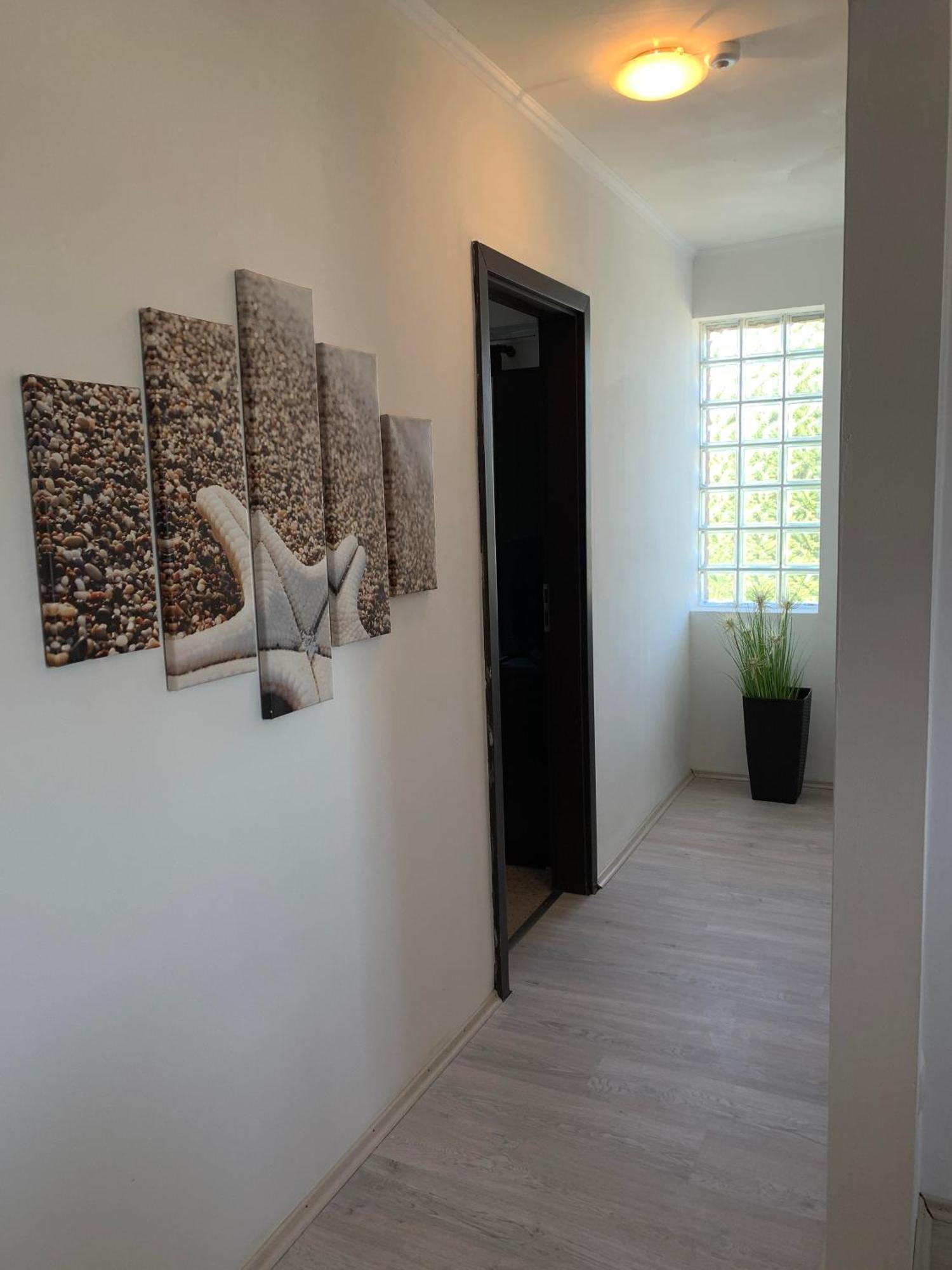 Villa Garden Vir Eksteriør billede